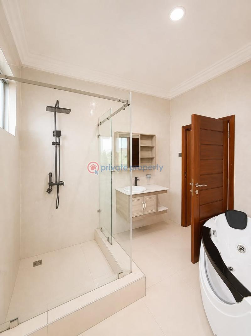 4 bedroom House For Rent A&c Mall Accra East Legon  - 7