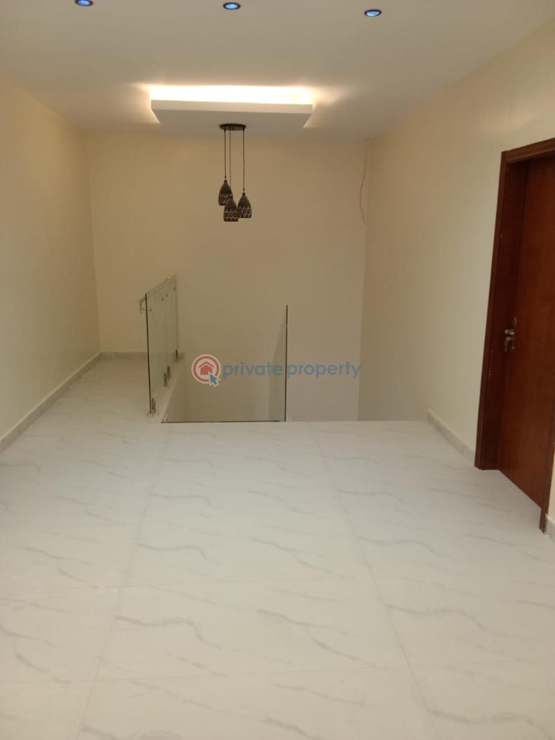 4 bedroom House For Sale Dansoman Accra - 4