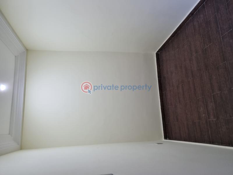 4 bedroom House For Sale Hfc Estate, Near The Police Station comm 25 Tema Accra - 11