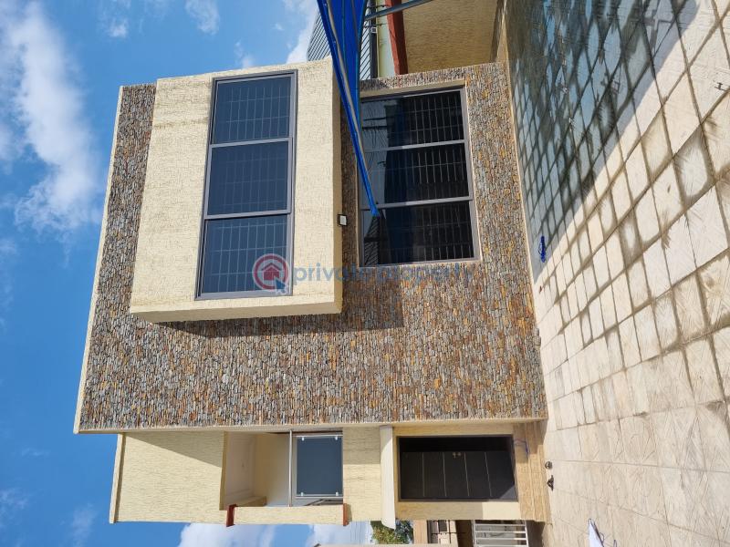 4 bedroom House For Sale Hfc Estate, Near The Police Station comm 25 Tema Accra - 2