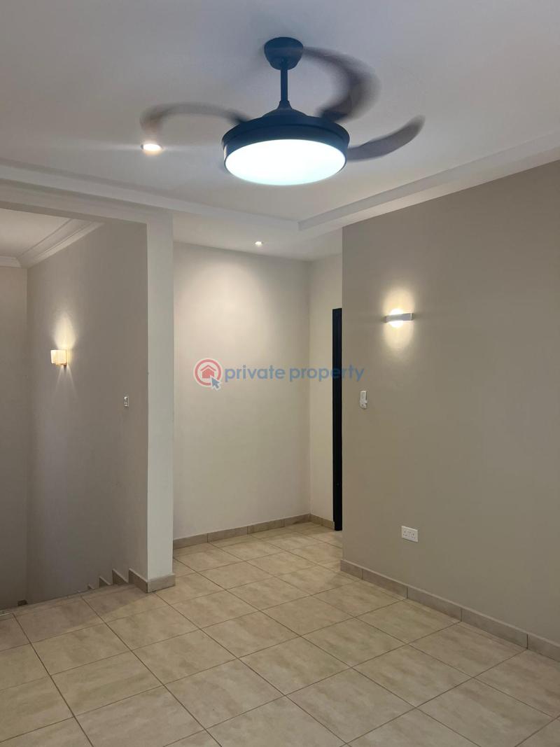 4 bedroom House For Sale New Legon Lakeside Estates. Adenta Municipal Accra - 12