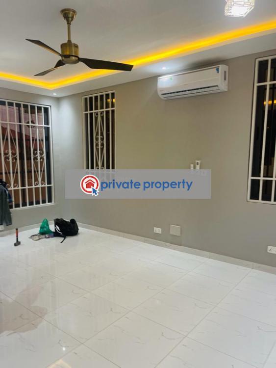 4 bedroom Townhouse For Sale Spintex Accra - 8