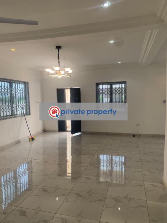 4 bedroom Townhouse For Sale &nbsp;community 25 Tema Accra - 9