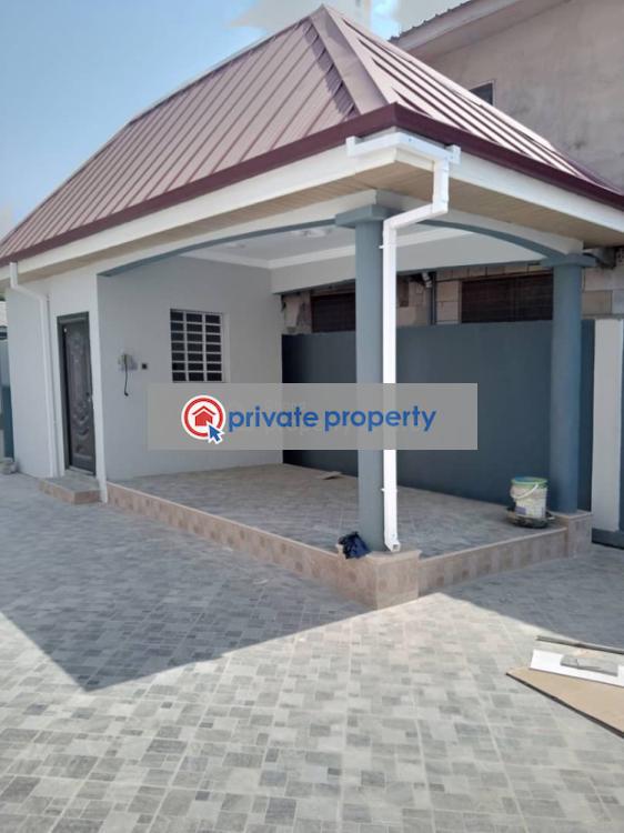 4 bedroom Townhouse For Sale &nbsp;haatso Accra Metropolitan  - 5