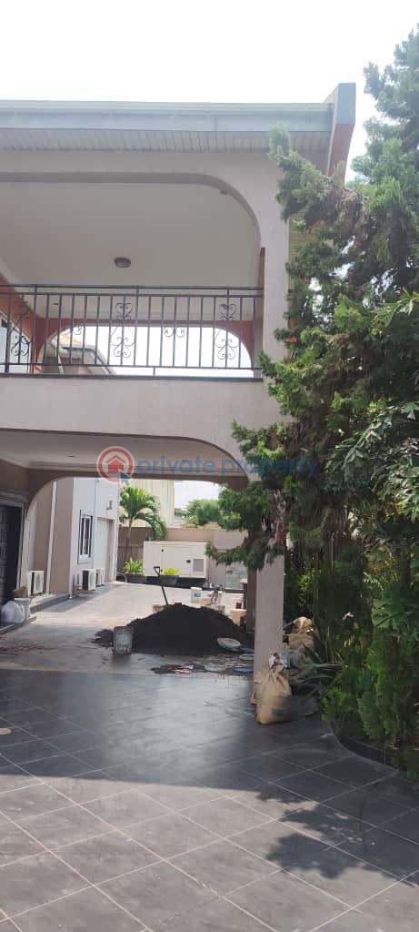 6 bedroom House For Sale Au Village Accra Ghana Cantonments  - 6