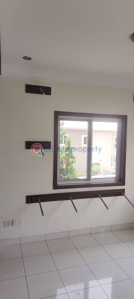 6 bedroom House For Sale Au Village Accra Ghana Cantonments  - 9