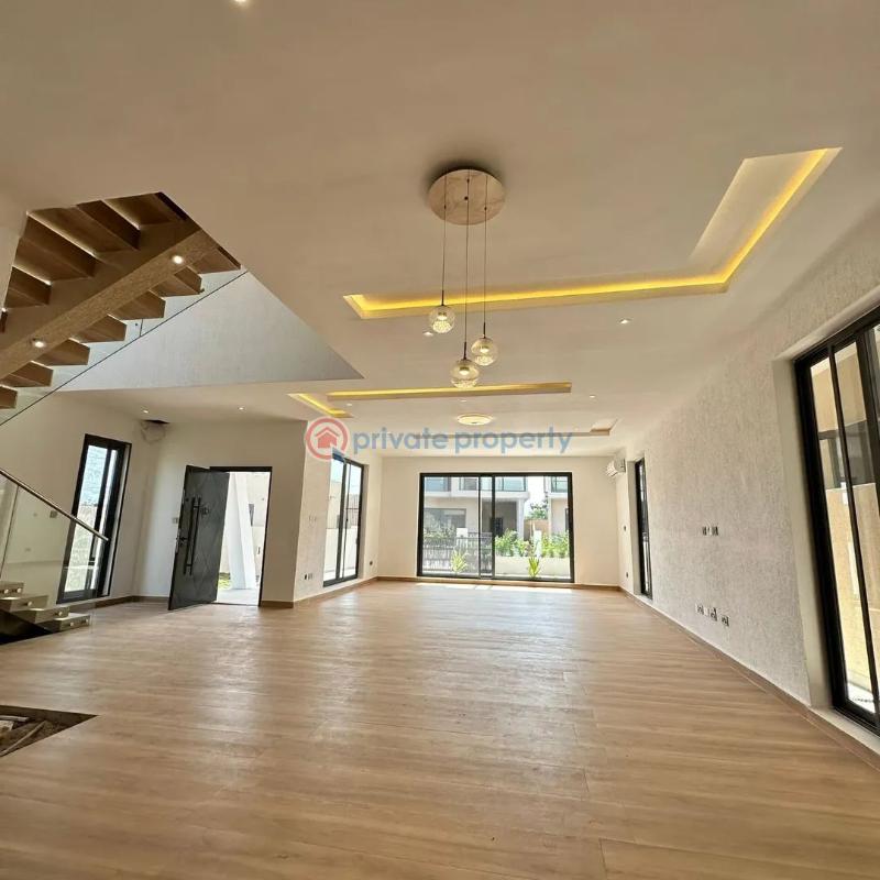 5 bedroom House For Sale Ashaley Botwe School Junction Adenta Municipal Accra - 3