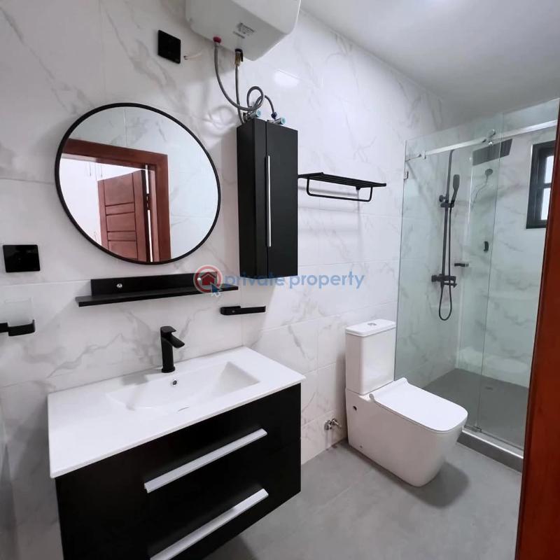 5 bedroom House For Sale East Airport Airport Residential Area Accra - 6