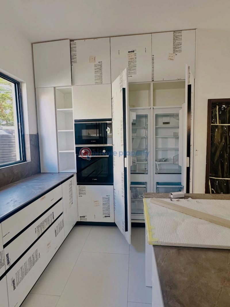 4 bedroom House For Sale Accra East Legon  - 11