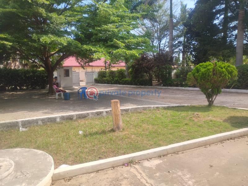 4 bedroom House For Rent Dzorwulu Accra - 12