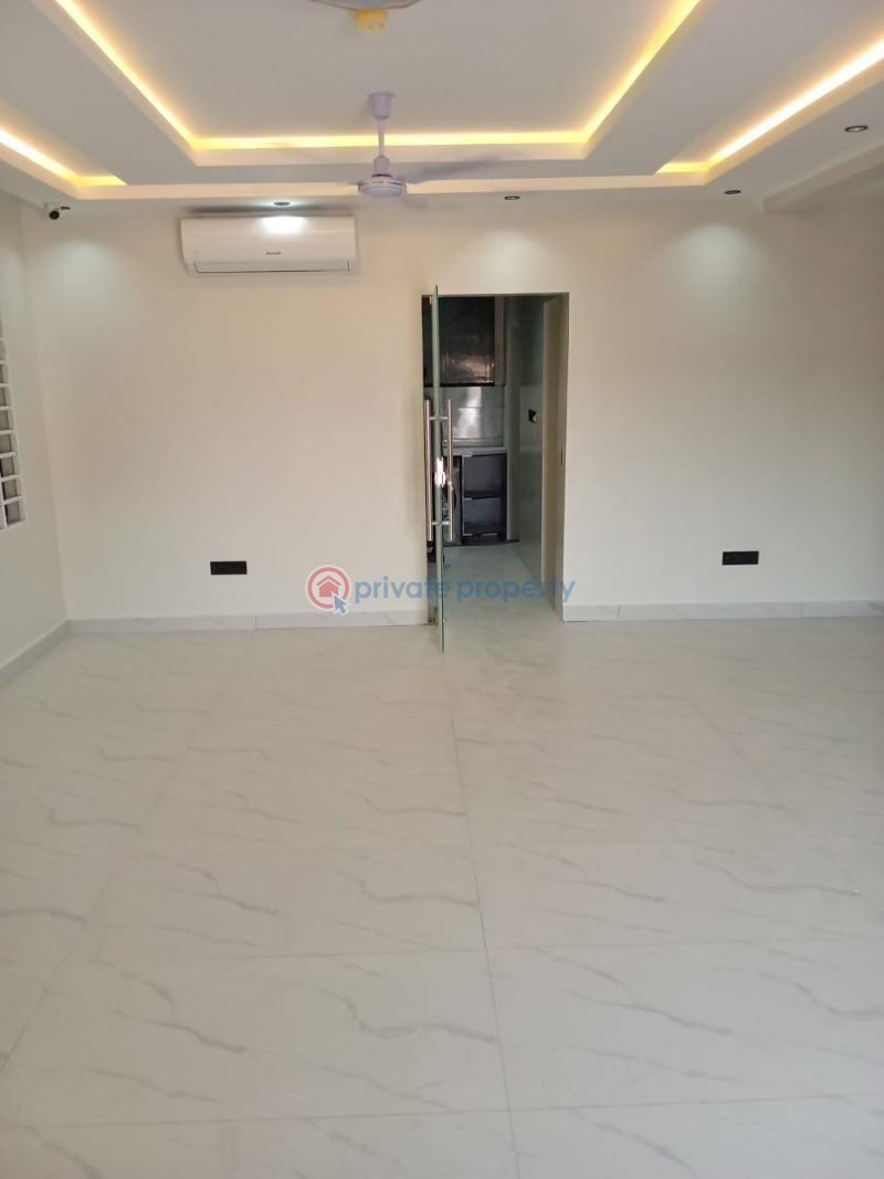 4 bedroom House For Sale Dansoman Accra - 5