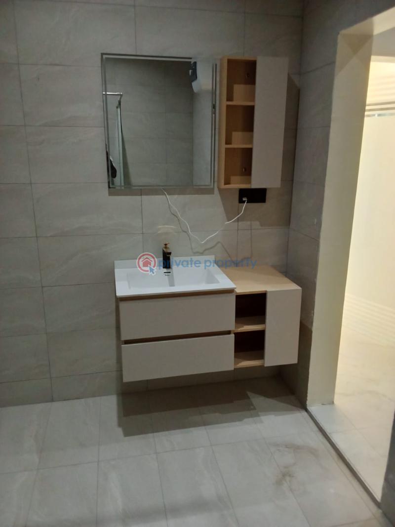 4 bedroom House For Sale Dansoman Accra - 8