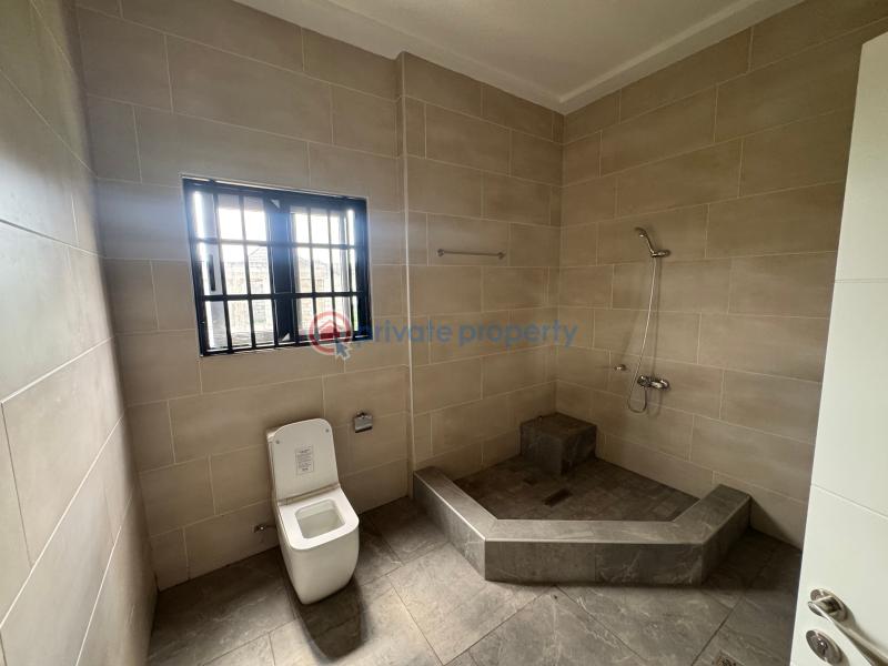 8 bedroom House For Sale Hilltop Kwadaso Kumasi Metropolitan Ashanti - 12