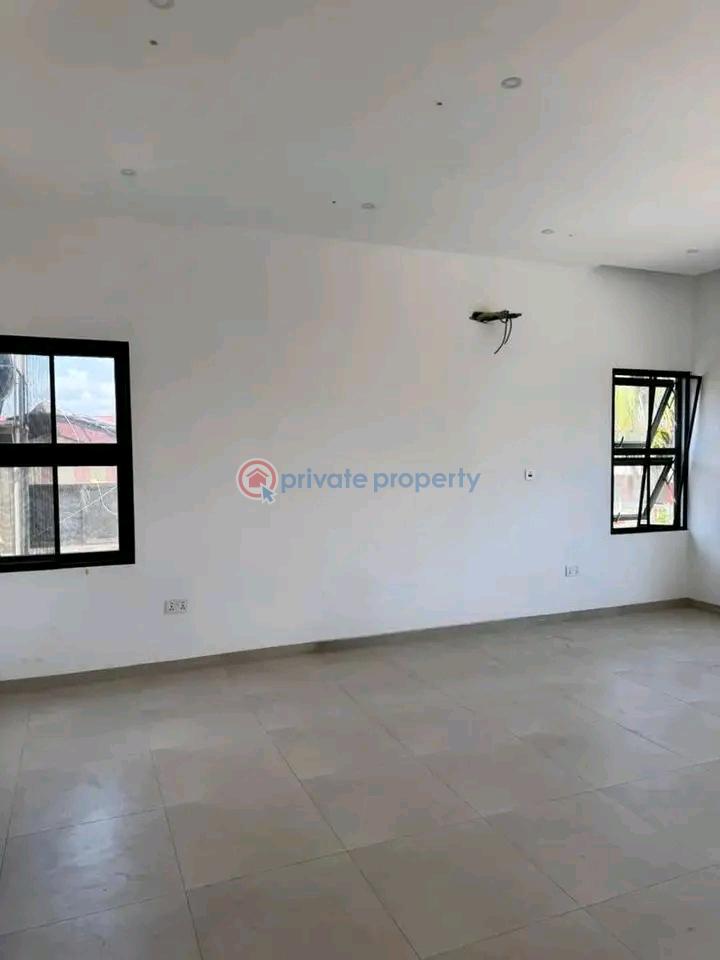 4 bedroom Detached Duplex For Sale Spintex Accra - 6
