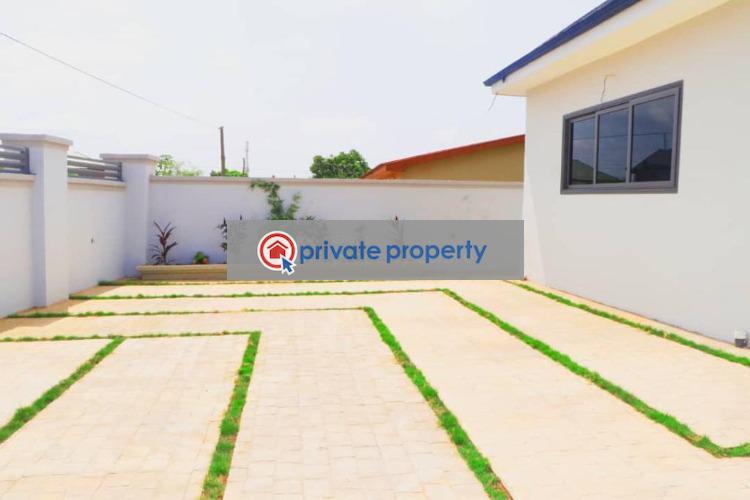 4 bedroom Detached Bungalow For Sale &nbsp;ashongman Estates Ga East Municipal Accra - 1