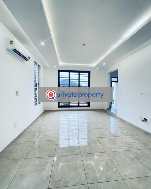 4 bedroom Detached Duplex For Sale &nbsp;lakeside Estate Adenta Municipal Accra - 3