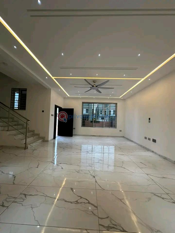 4 bedroom House For Sale Lakeside Estates. Adenta Municipal Accra - 4