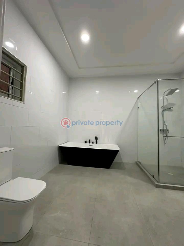 4 bedroom House For Sale Lakeside Estates. Adenta Municipal Accra - 3