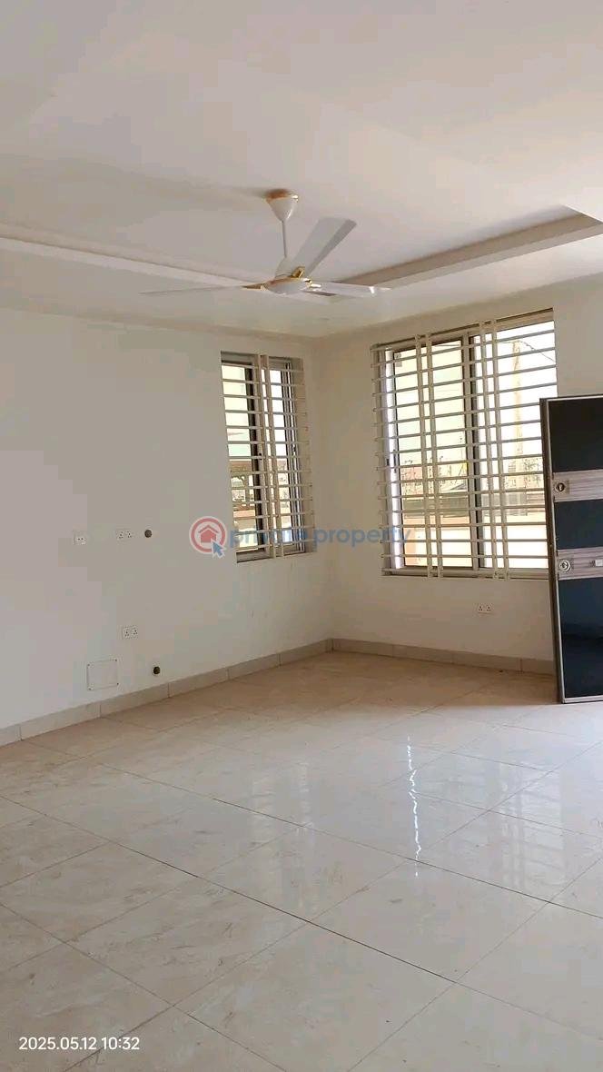 4 bedroom House For Rent East Airport Airport Residential Area Accra - 3