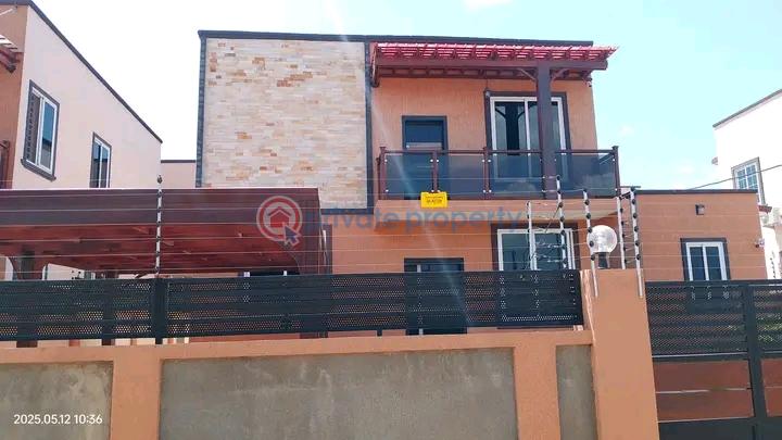 4 bedroom House For Rent East Airport Airport Residential Area Accra - 0