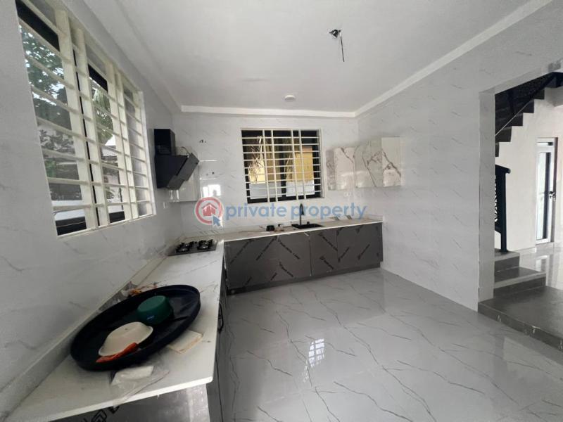 4 bedroom House For Sale Spintex Accra - 3