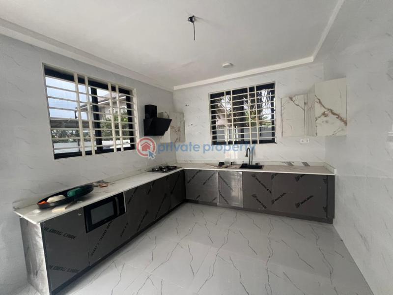 4 bedroom House For Sale Spintex Accra - 4