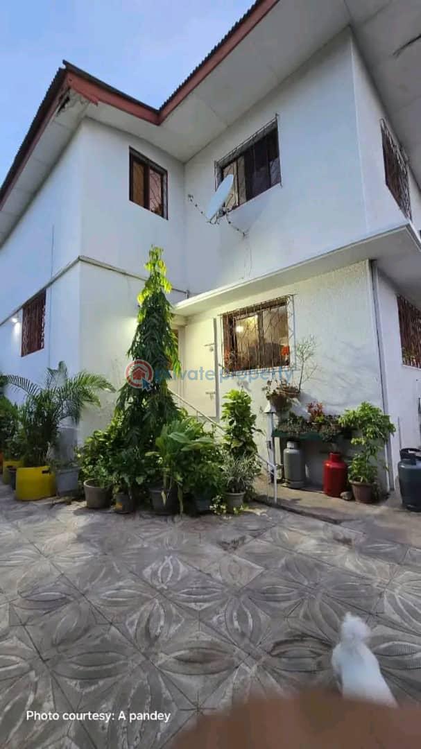 6 bedroom House For Rent Tesano Accra - 0