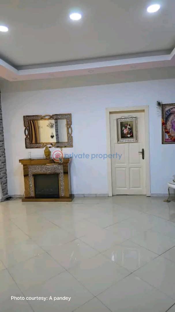 6 bedroom House For Rent Tesano Accra - 5