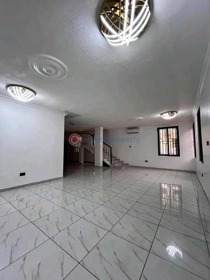 4 bedroom House For Rent Spintex Accra - 3