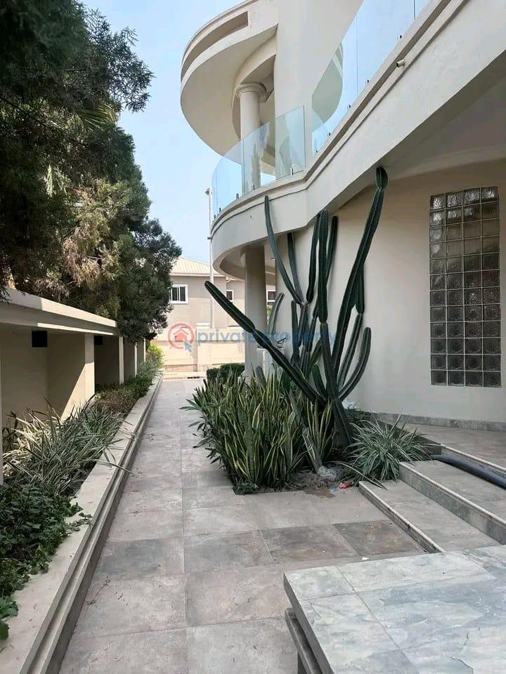 4 bedroom House For Rent Cantonments Accra - 5