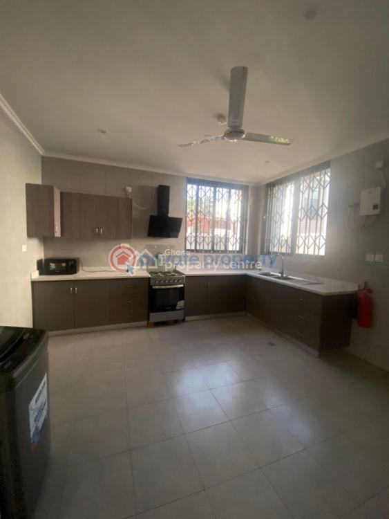 4 bedroom Townhouse For Rent Cantonments Accra - 4