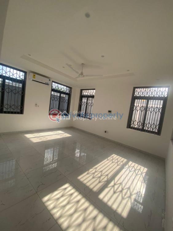 4 bedroom Townhouse For Rent Cantonments Accra - 3