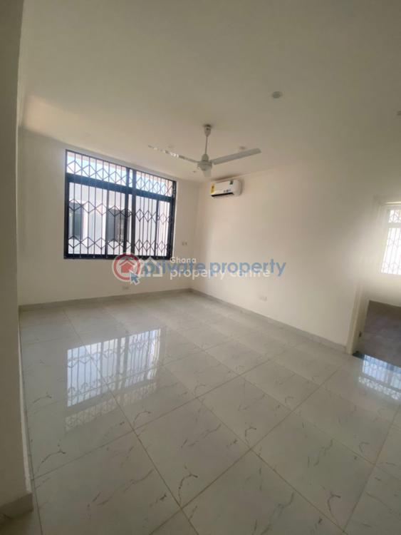 4 bedroom Townhouse For Rent Cantonments Accra - 5