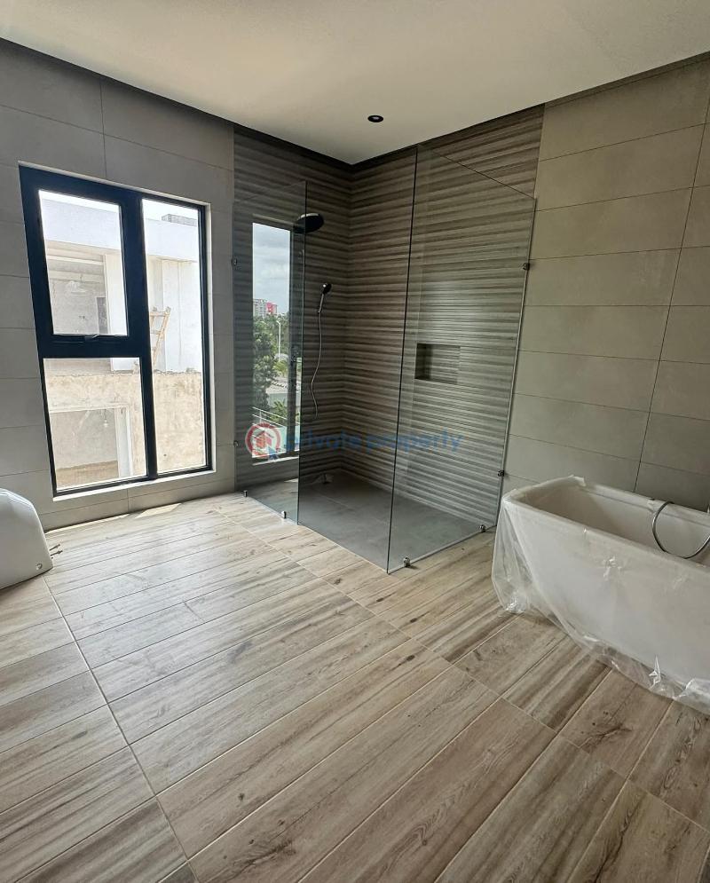 4 bedroom Townhouse For Sale Dzorwulu Accra - 6
