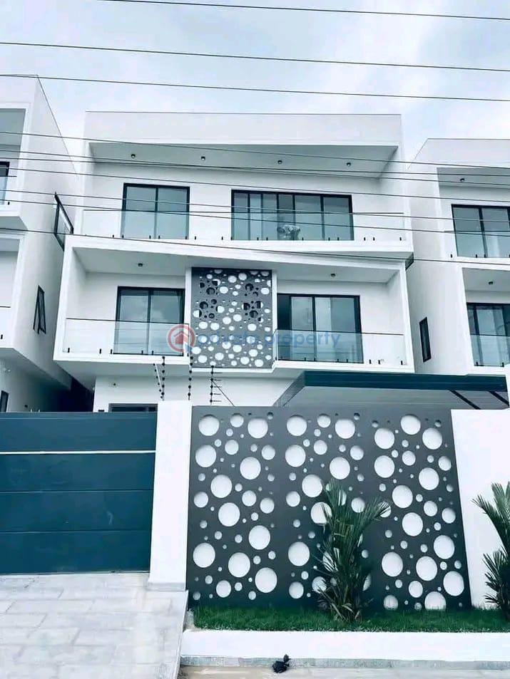 4 bedroom Townhouse For Sale East Legon Accra - 0