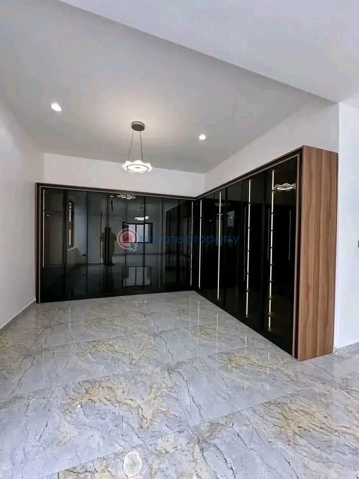 4 bedroom Townhouse For Sale East Legon Accra - 5