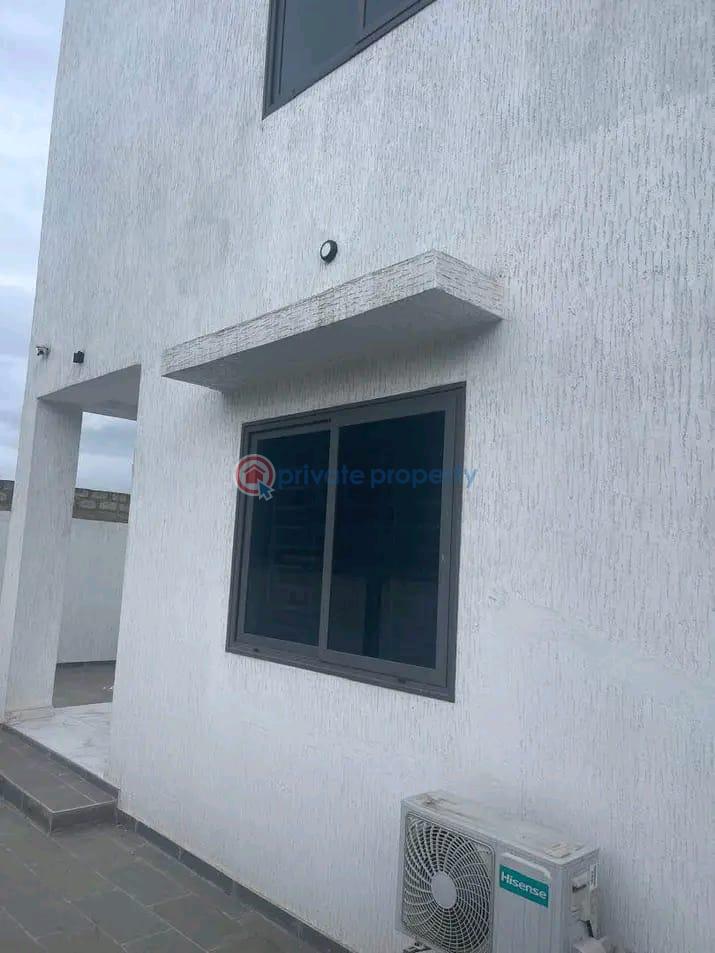 4 bedroom Townhouse For Sale Ogbojo East Legon Accra - 5