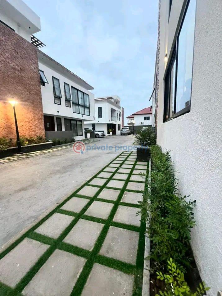 4 bedroom Townhouse For Sale Tse Addo Accra - 0