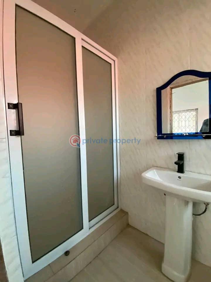 10 bedroom Block of Flats For Sale Spintex Accra - 6