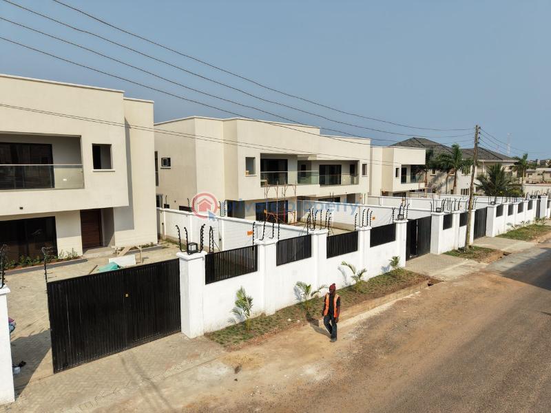 5 bedroom House For Rent Tse Addo Accra - 0