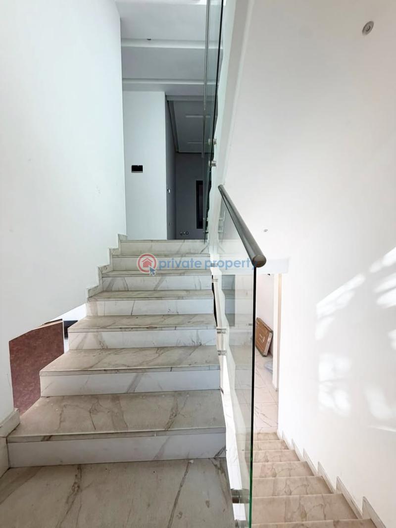 5 bedroom House For Sale Accra East Legon  - 5