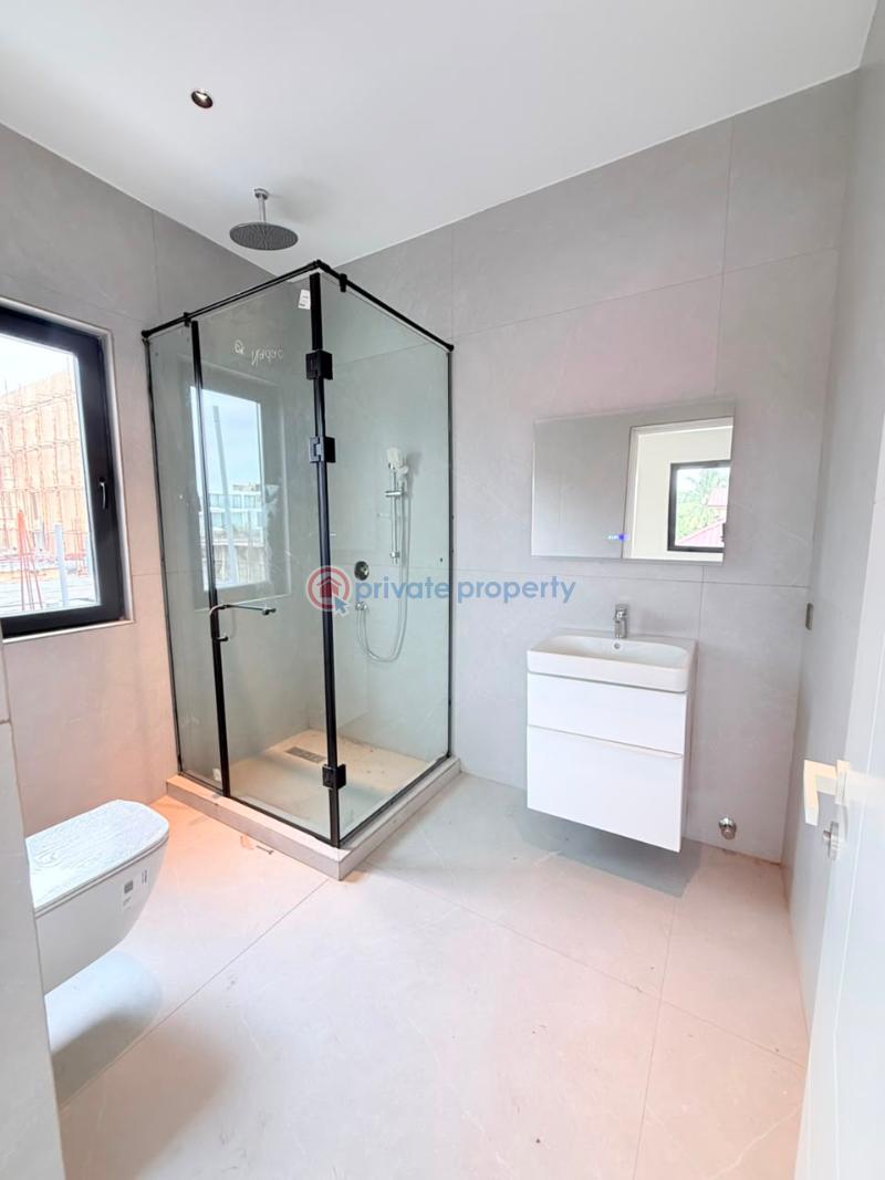 5 bedroom House For Sale Adjiringanor East Legon Accra - 6
