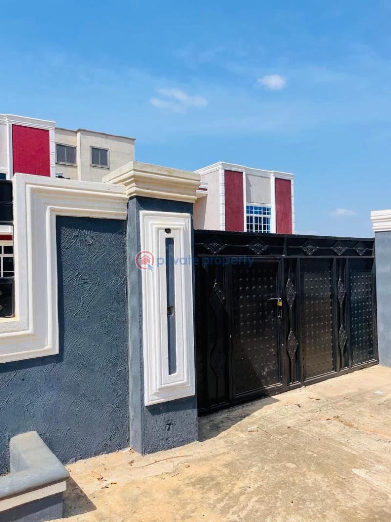 5 bedroom Detached Duplex For Sale Ofankor West Legon Achimota Accra - 3