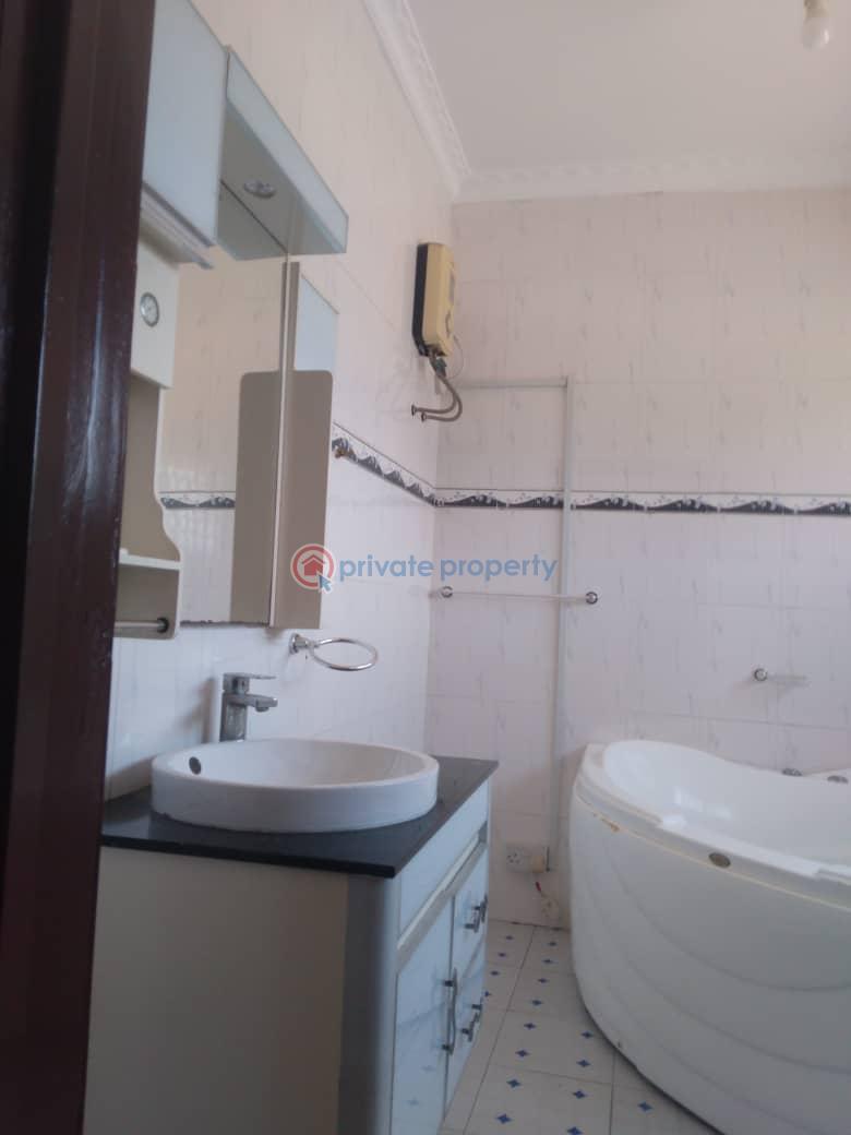 5 bedroom House For Rent Grada Estate Tebibianor Teshie new Town Accra - 10