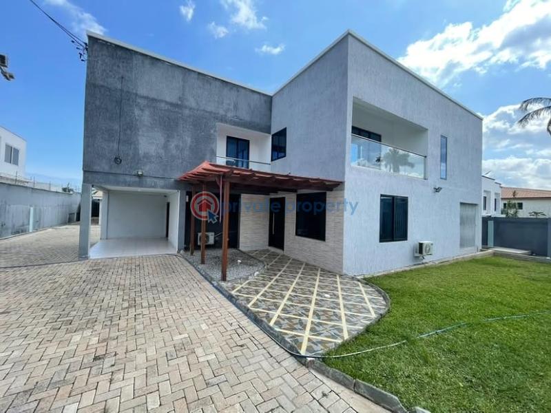 5 bedroom House For Rent Labone Cantonments Accra - 0