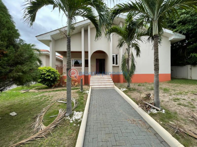 5 bedroom House For Sale Regimaul Gray Estate East Airport Airport Residential Area Accra - 0