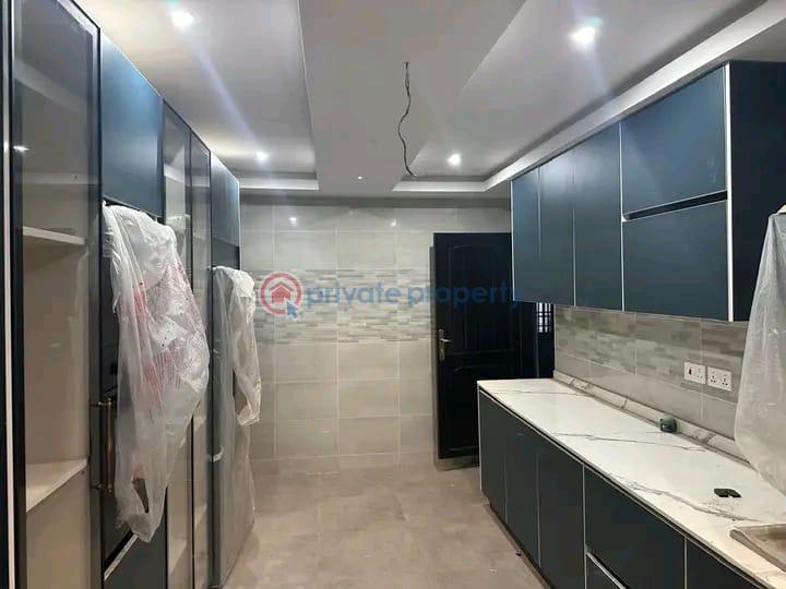 5 bedroom House For Rent Achimota Accra - 3