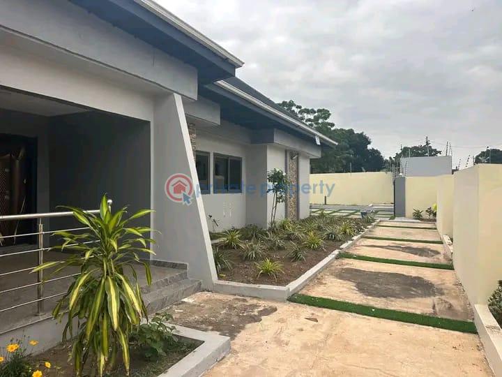5 bedroom House For Rent Achimota Accra - 4
