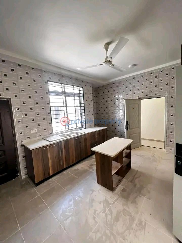 5 bedroom Townhouse For Rent Acp Kwabenya Ga East Municipal Accra - 8