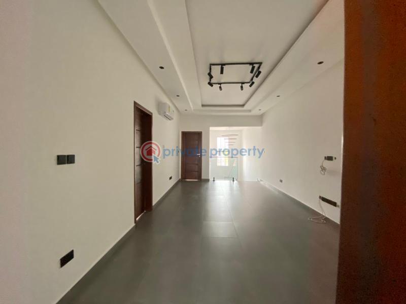 5 bedroom House For Sale Oyarifa Adenta Municipal Accra - 9